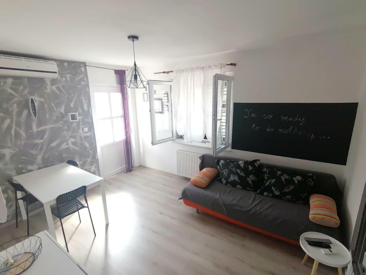 Apartments Bernarda, 제제라 외부 사진